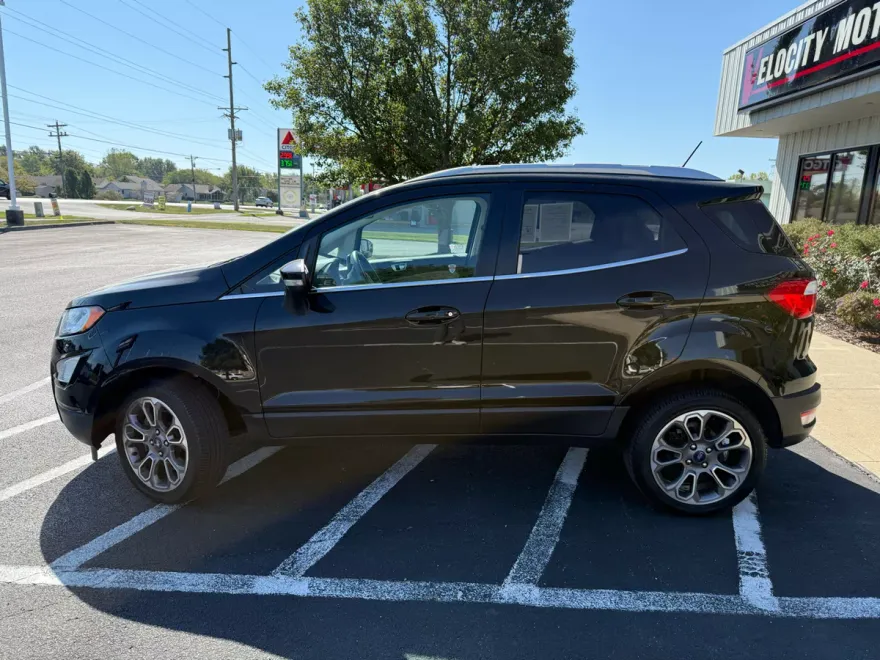 2021 Ford EcoSport Titanium photo 1