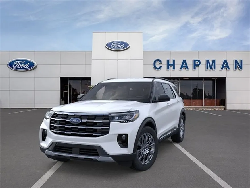 2025 Ford Explorer photo 1