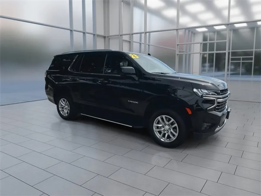 2023 Chevrolet Tahoe LT photo 1