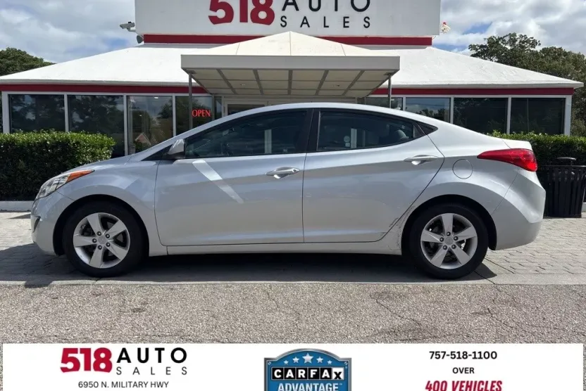2013 Hyundai Elantra GLS photo 1