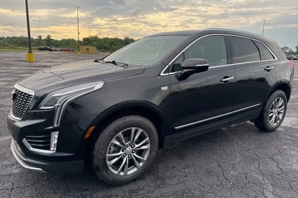 2021 Cadillac XT5 Premium Luxury photo 1