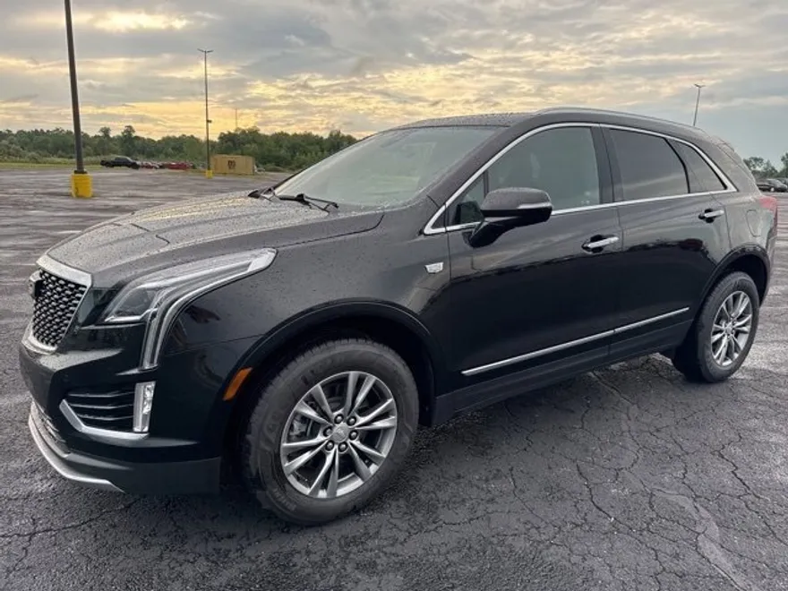2021 Cadillac XT5 Premium Luxury photo 1