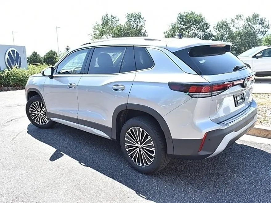2025 Volkswagen Tiguan S photo 1
