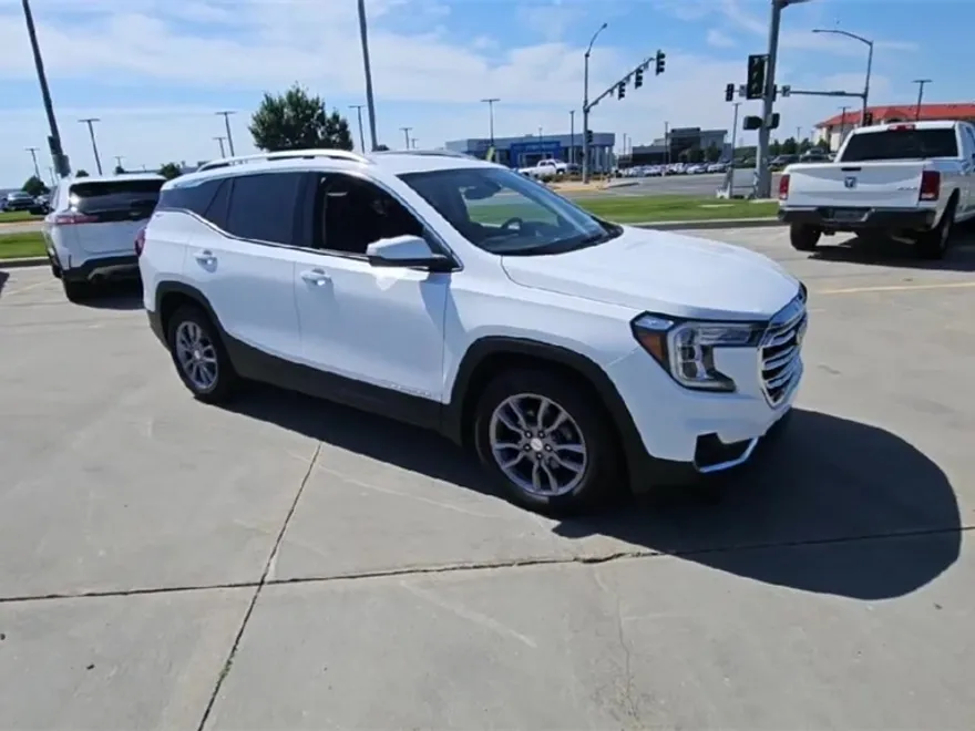 2023 Gmc Terrain SLT photo 1