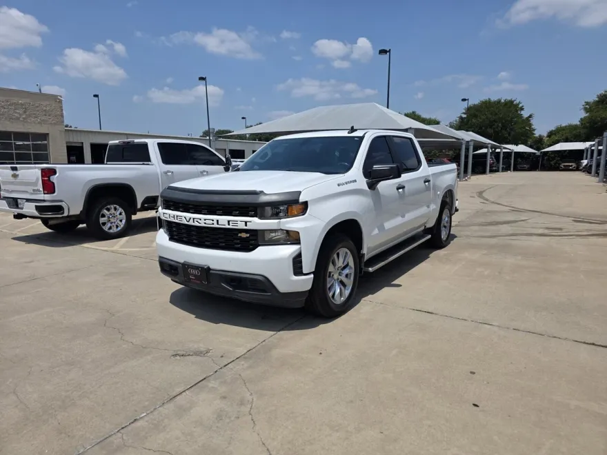 2020 Chevrolet Silverado 1500 Custom photo 1