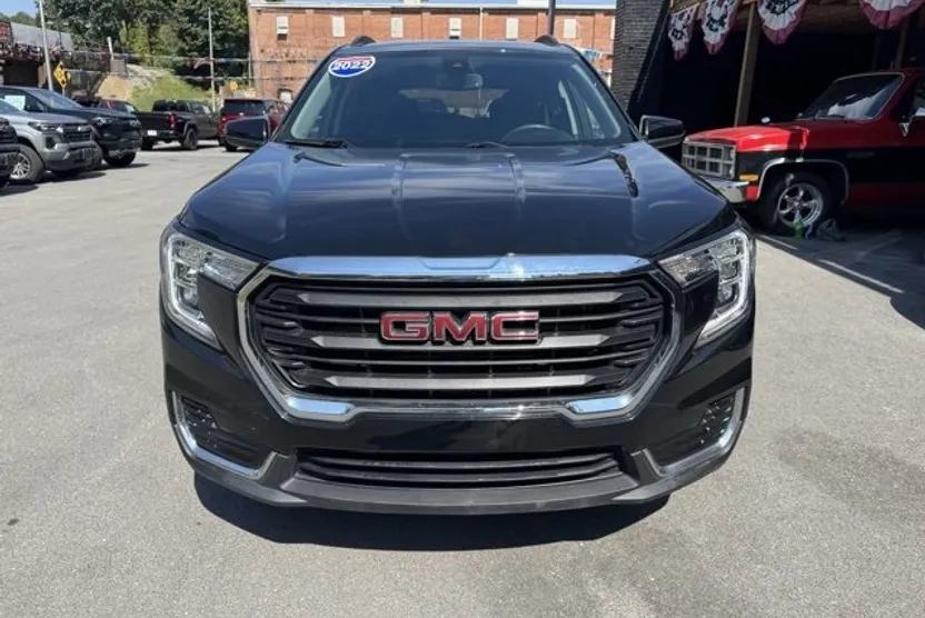 2022 Gmc Terrain SLE photo 1
