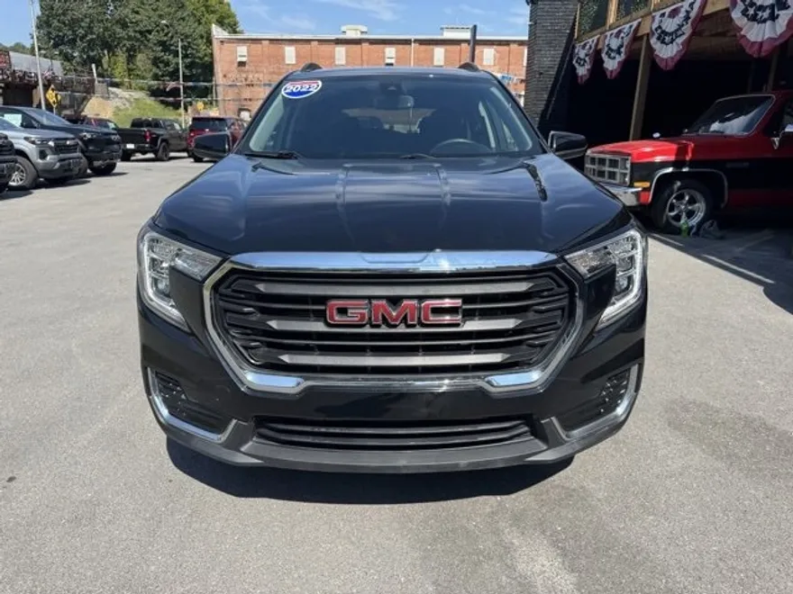 2022 Gmc Terrain SLE photo 1
