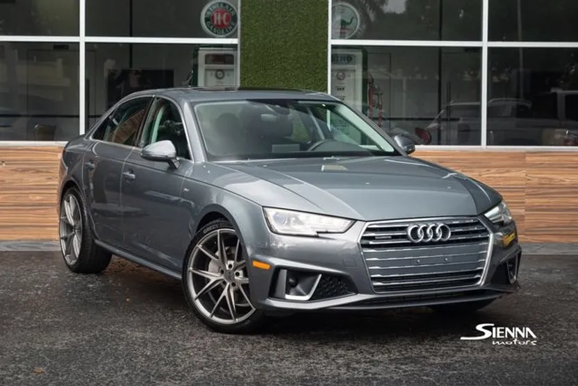 2019 Audi A4 2.0T Premium photo 1