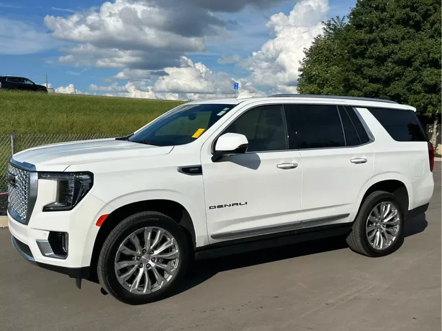 2024 Gmc Yukon Denali photo 1