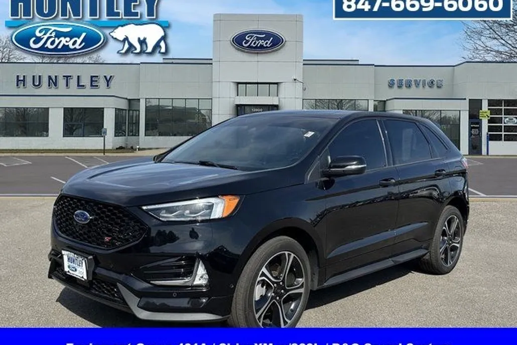 2022 Ford Edge ST photo 1