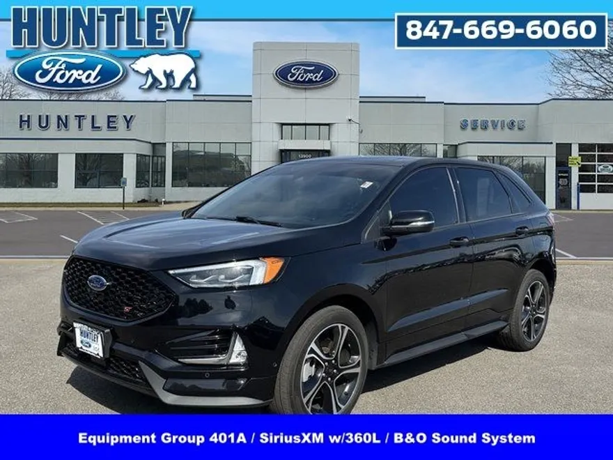 2022 Ford Edge ST photo 1