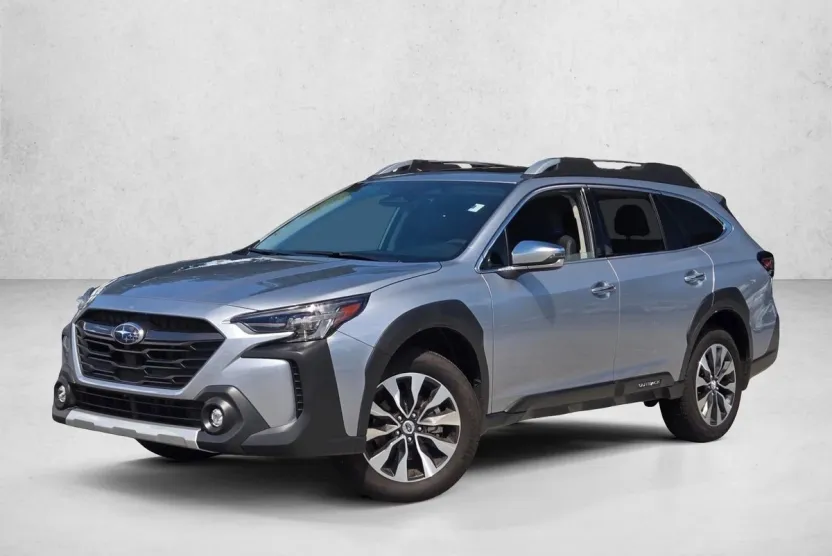 2025 Subaru Outback Touring photo 1