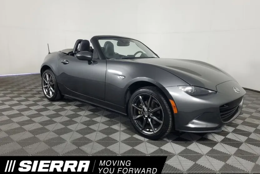 2021 Mazda MX-5 Miata Miata Grand Touring photo 1