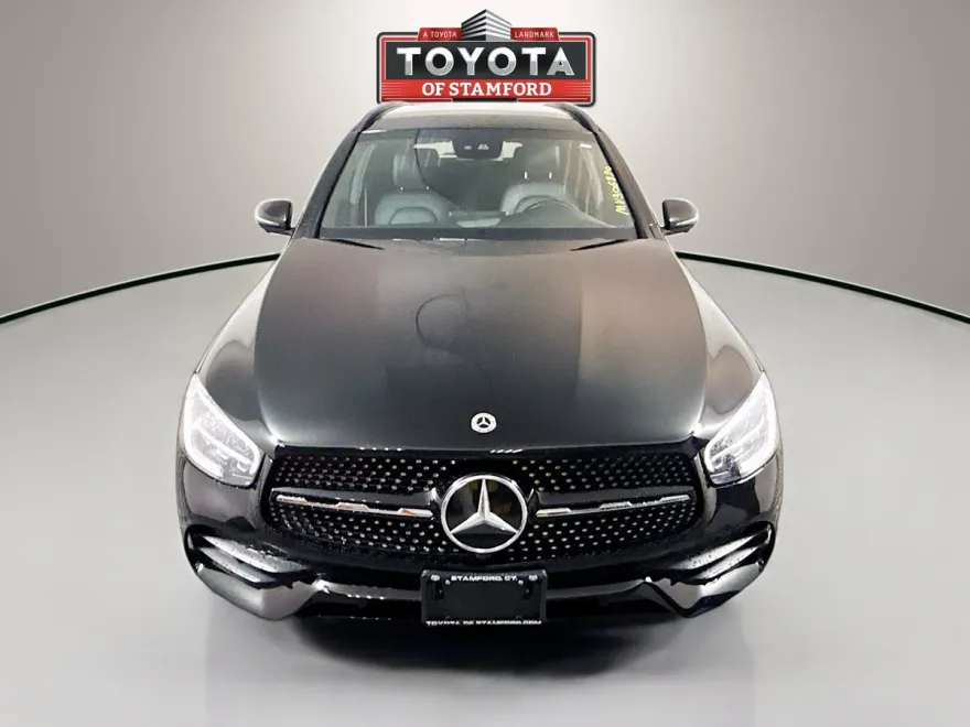 2021 Mercedes Benz GLC 300 photo 1
