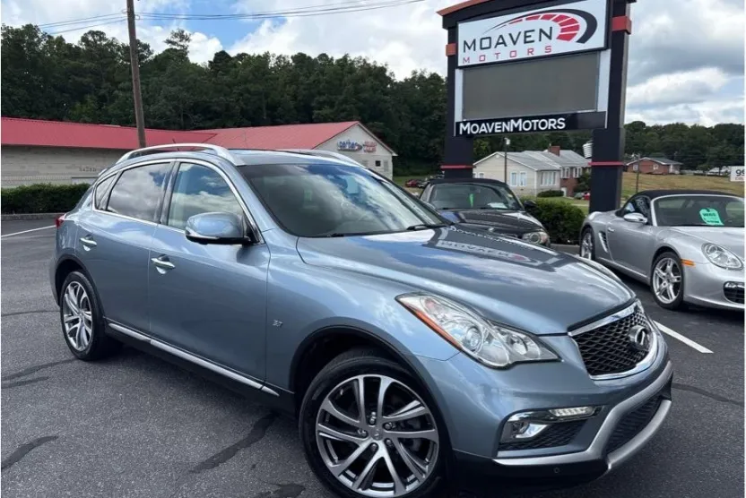 2017 Infiniti QX50 SPORT photo 1