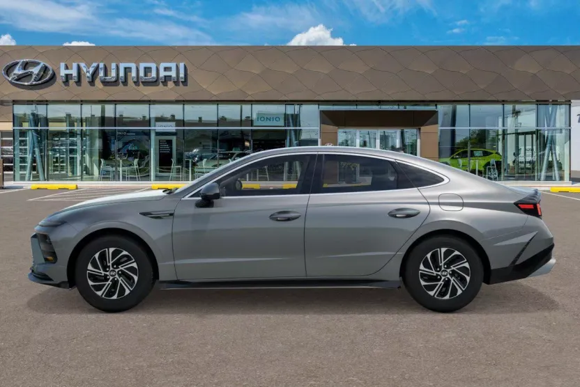 2026 Hyundai Sonata Hybrid Blue photo 1