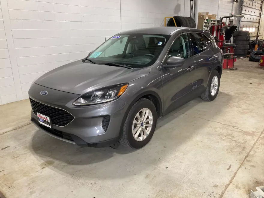 2022 Ford Escape SE photo 1