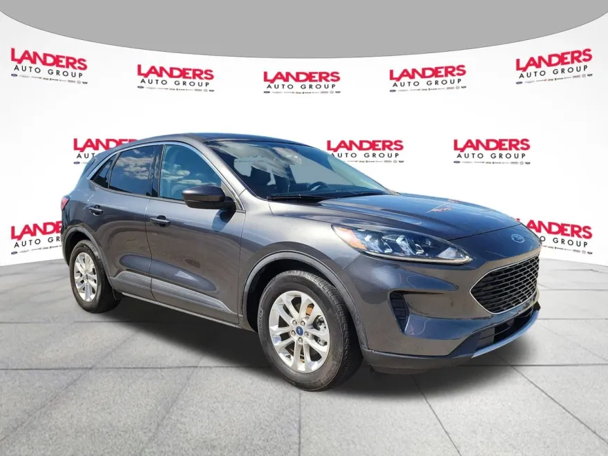 2020 Ford Escape SE photo 1