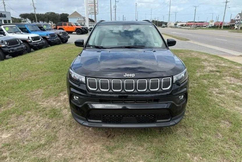 2022 Jeep Compass North Edition Latitude photo 1
