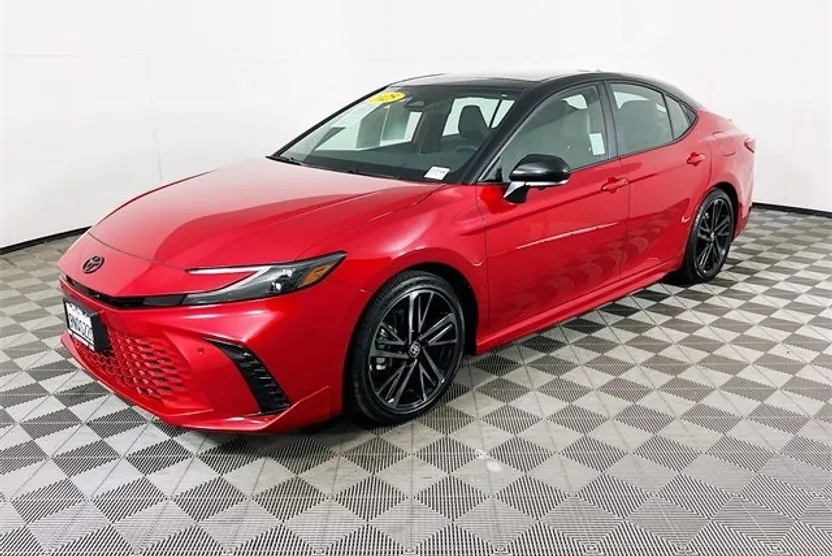 2025 Toyota Camry XSE photo 1