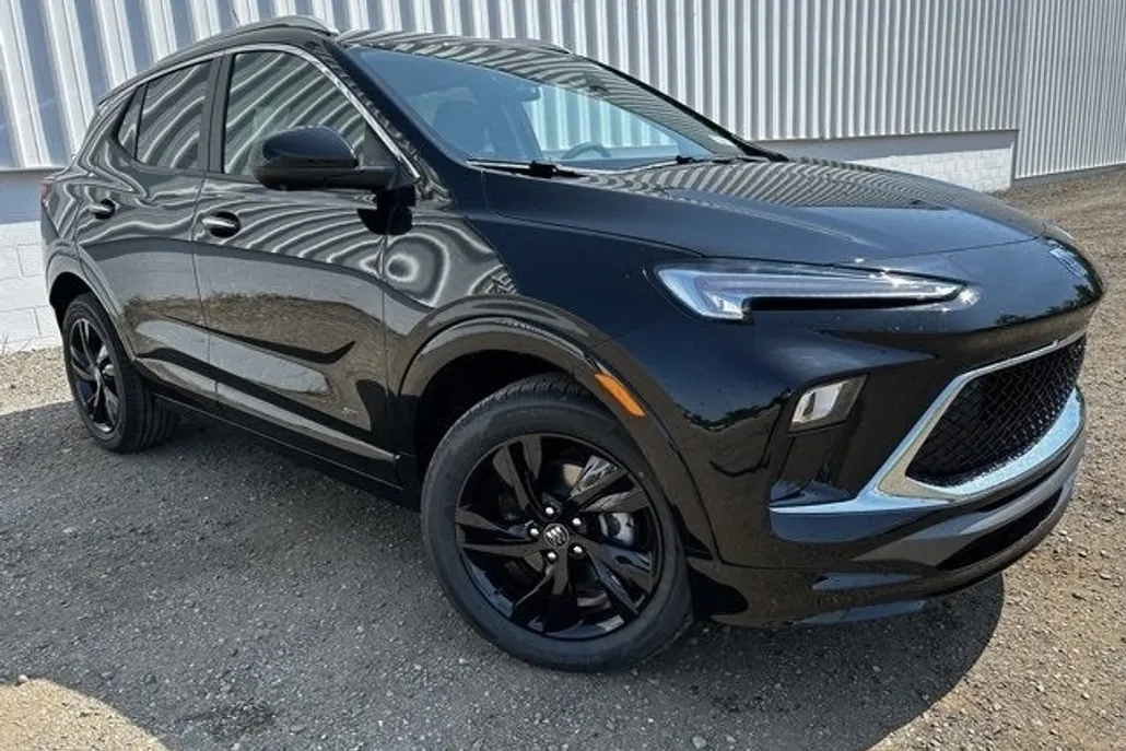 2025 Buick Encore GX Sport Touring photo 1