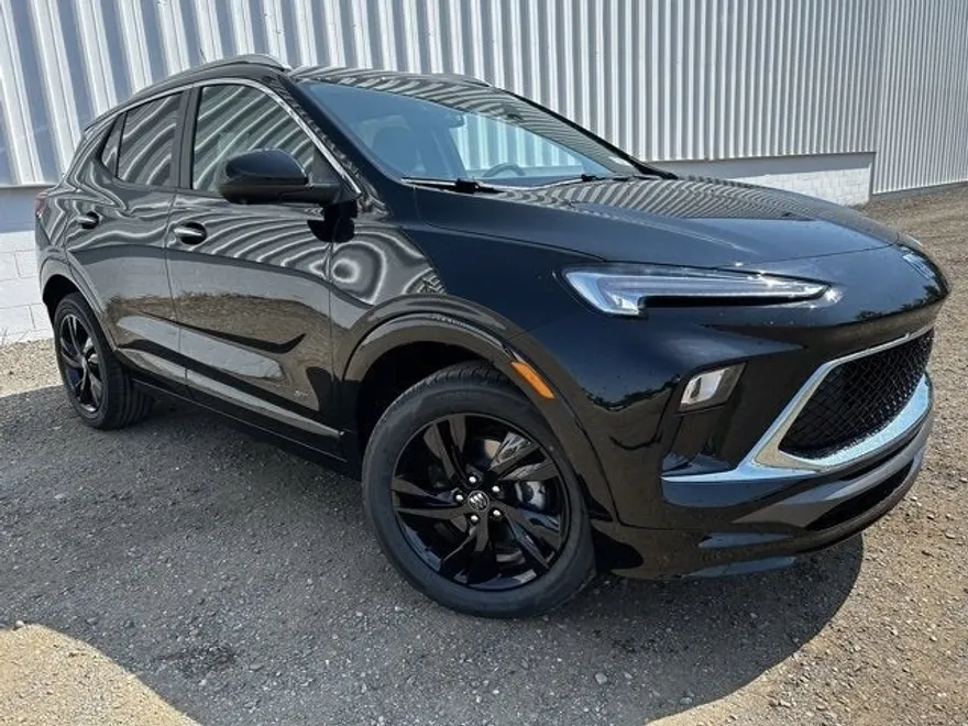 2025 Buick Encore GX Sport Touring photo 1