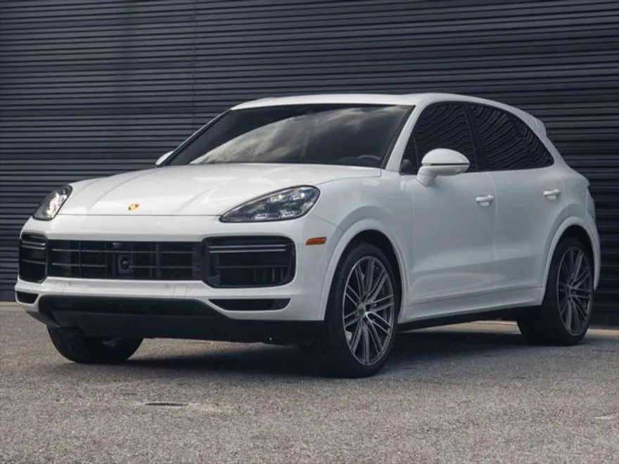2022 Porsche Cayenne Turbo photo 1
