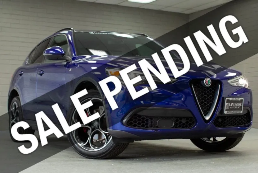 2022 Alfa Romeo Stelvio Ti photo 1