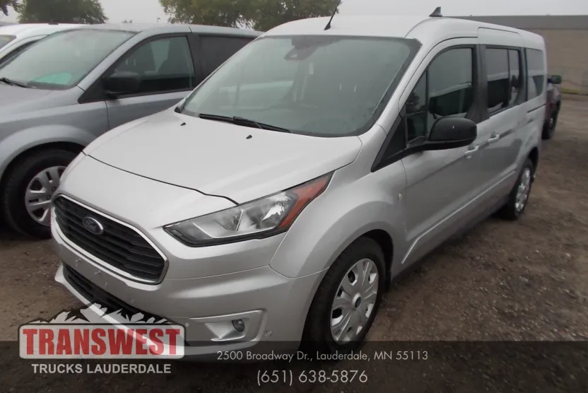 2020 Ford Transit Connect XLT photo 1
