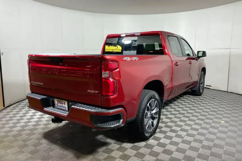 2024 Chevrolet Silverado 1500 RST photo 1