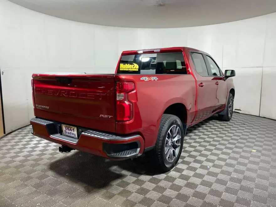 2024 Chevrolet Silverado 1500 RST photo 1