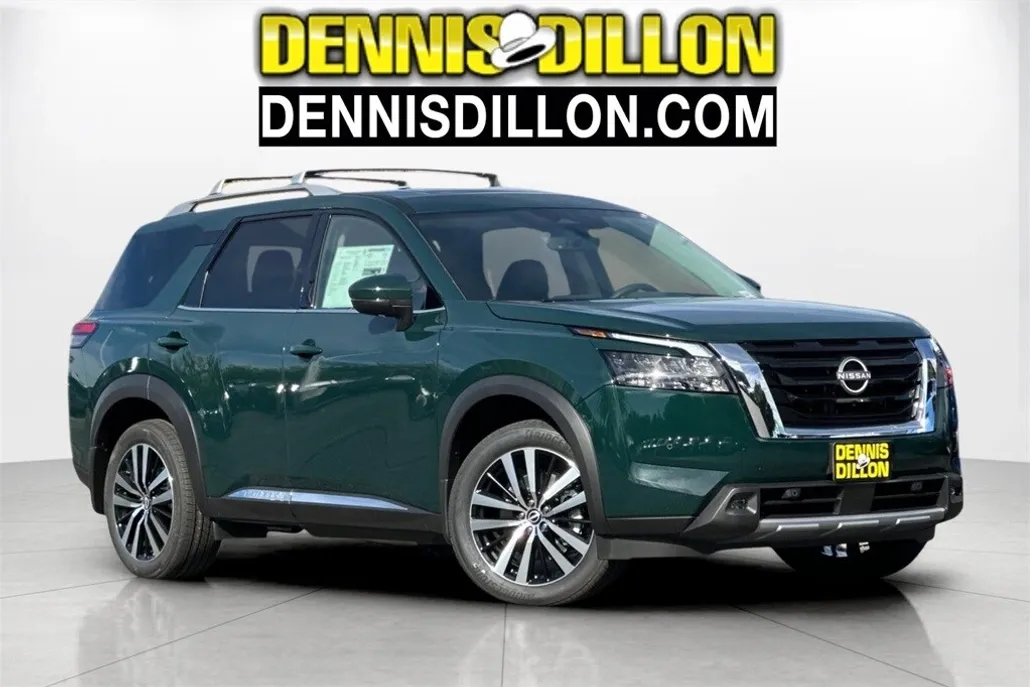 2025 Nissan Pathfinder Platinum photo 1