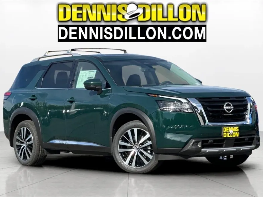 2025 Nissan Pathfinder Platinum photo 1