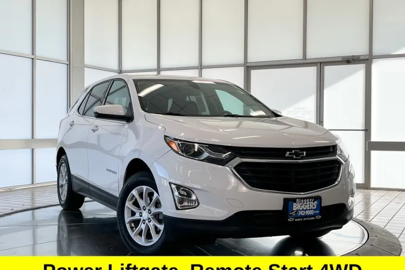 2018 Chevrolet Equinox LT photo 1