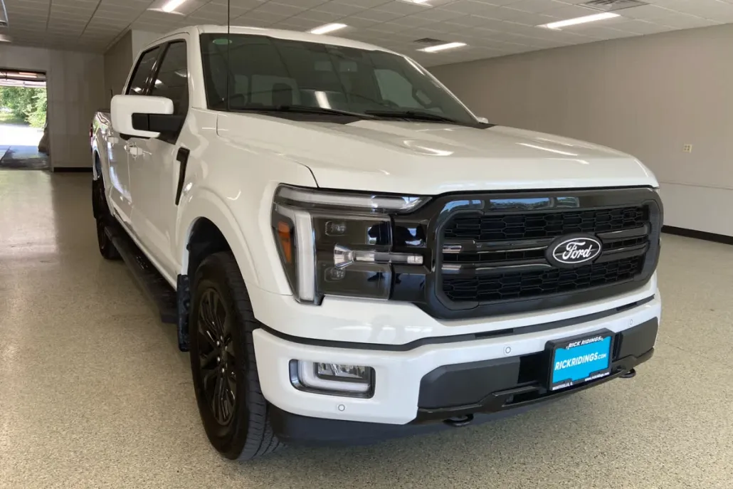 2024 Ford F-150 Lariat photo 1