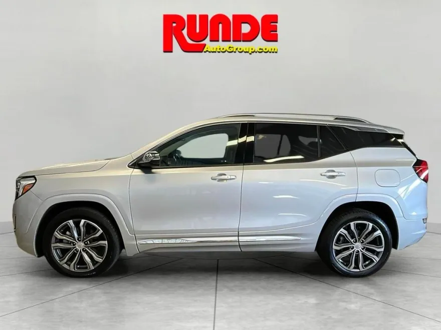 2020 Gmc Terrain Denali photo 1