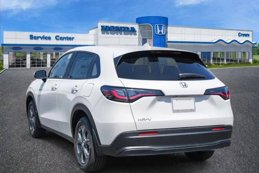 2026 Honda HR-V LX photo 1