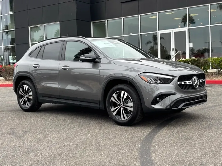 2026 Mercedes Benz GLA 250 photo 1
