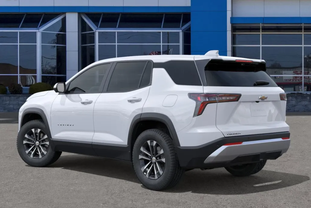 2026 Chevrolet Equinox LT photo 1