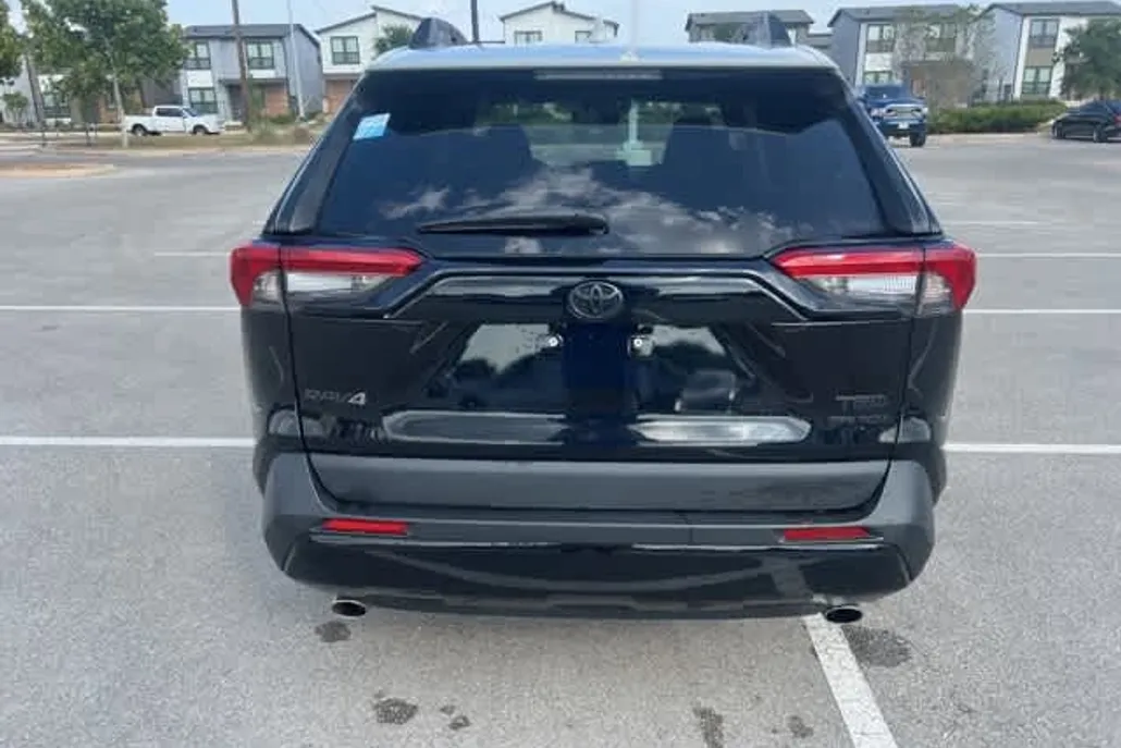 2021 Toyota RAV4 TRD photo 1