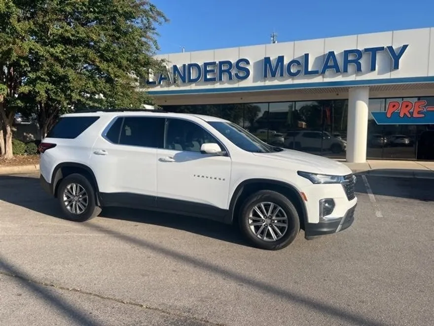 2023 Chevrolet Traverse Cloth photo 1