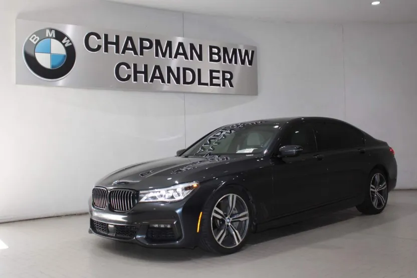 2019 Bmw 750i Sedan photo 1