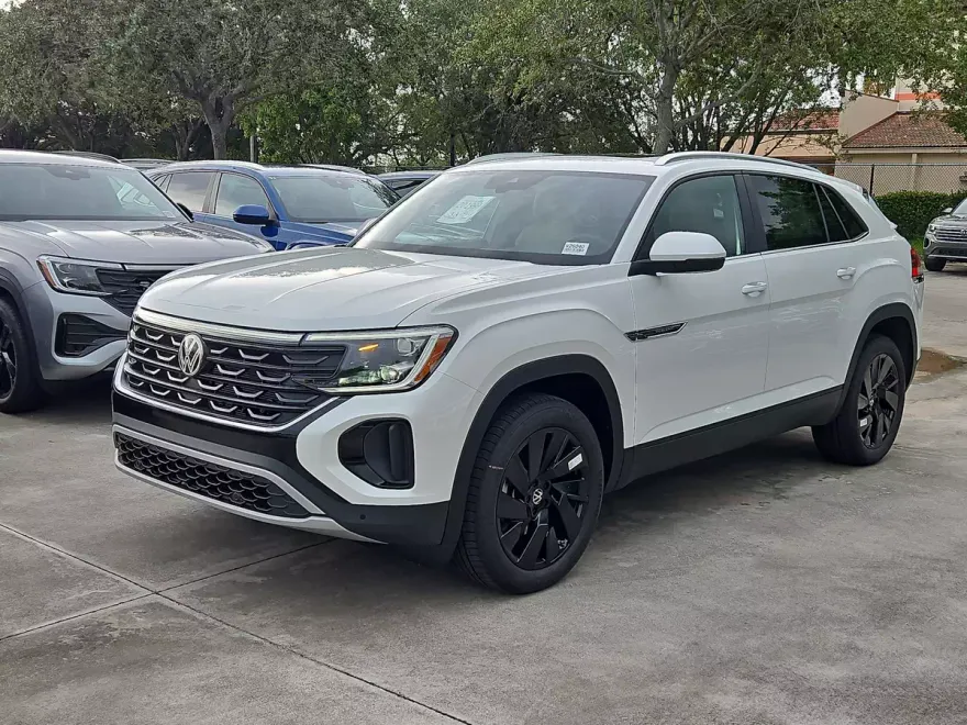 2026 Volkswagen Atlas Cross Sport SE Technology photo 1