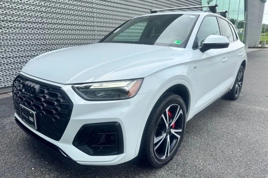 2025 Audi Q5 45 S line Premium Plus photo 1