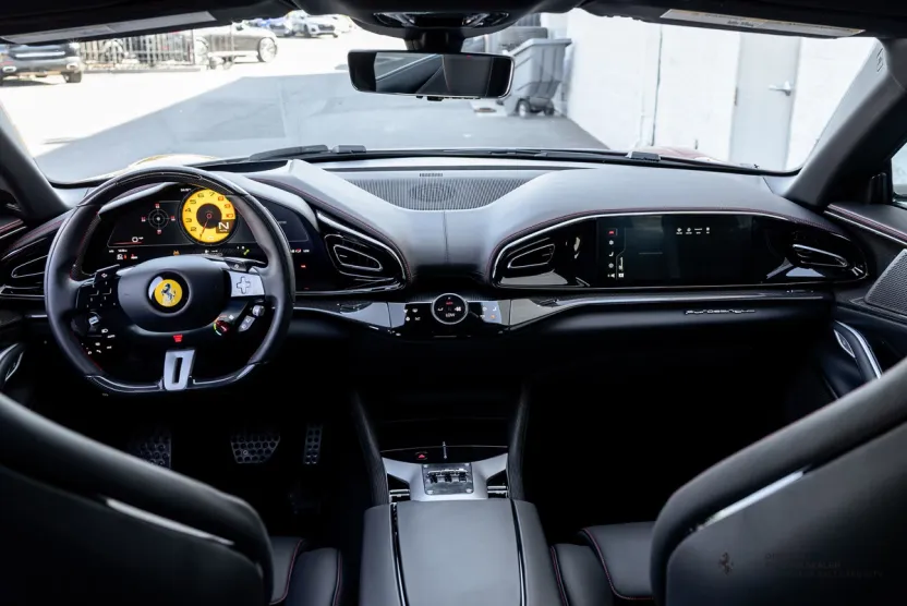 2024 Ferrari Purosangue photo 1