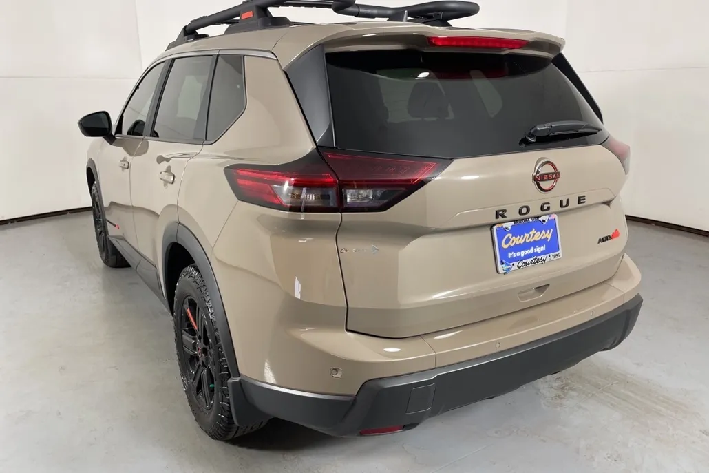 2026 Nissan Rogue SV photo 1