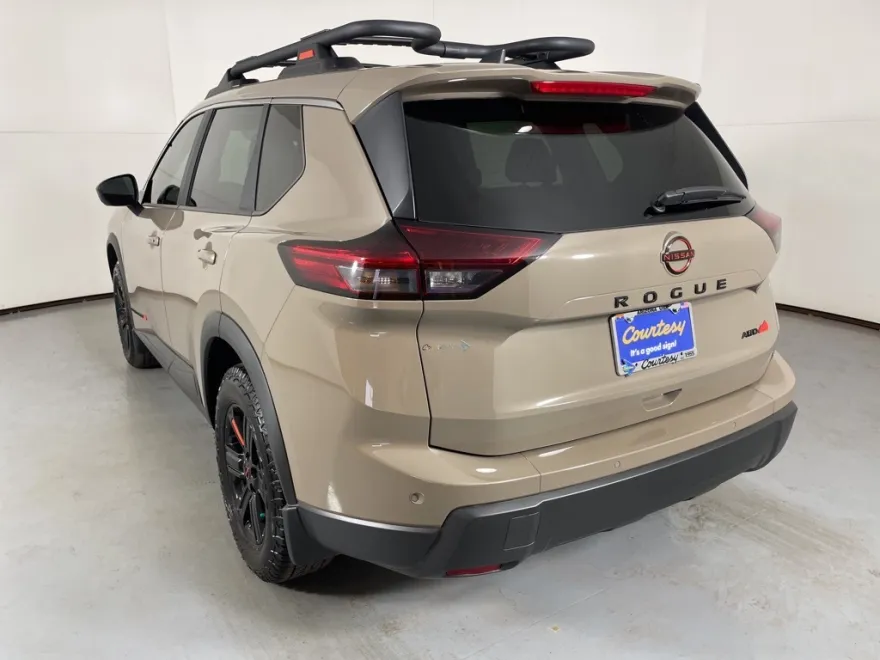 2026 Nissan Rogue SV photo 1