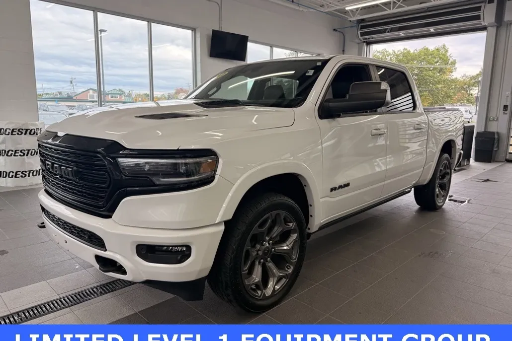 2022 Ram 1500 Limited photo 1