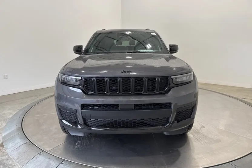 2025 Jeep Grand Cherokee Altitude X photo 1