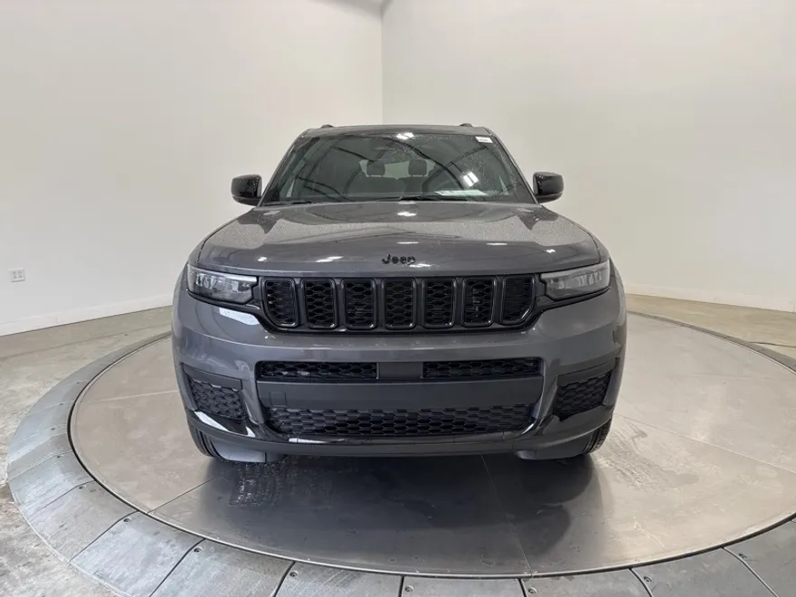 2025 Jeep Grand Cherokee Altitude X photo 1